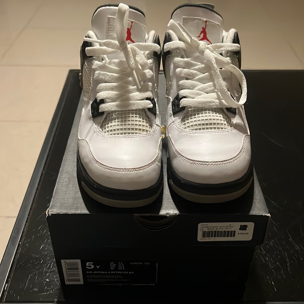 2016
Air Jordan 4 Retro OG BG 'Cement', size 5y